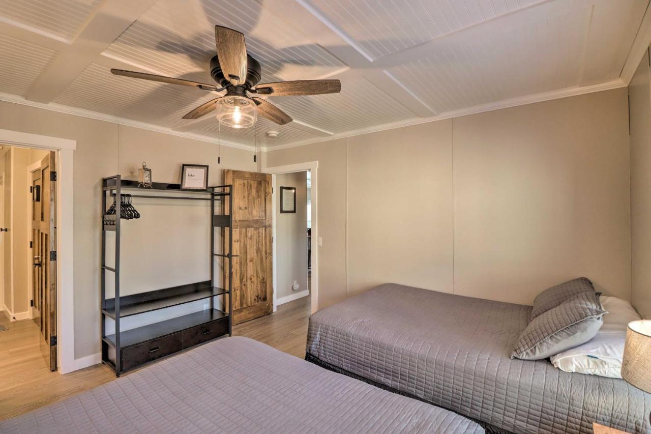 Lakefront Greers Ferry Cabin With Covered Boat Slip! Fairfield Bay Экстерьер фото